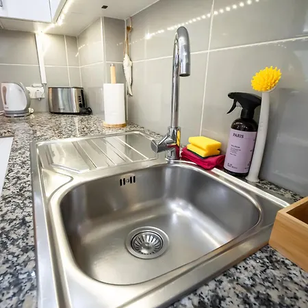 Charming In Wi-fi/ac Apartment