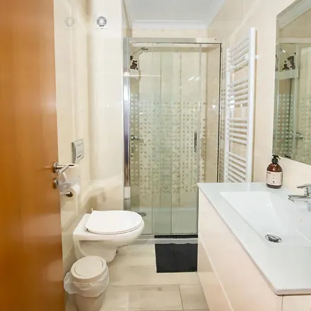 Charming In Wi-fi/ac Apartment Portimão